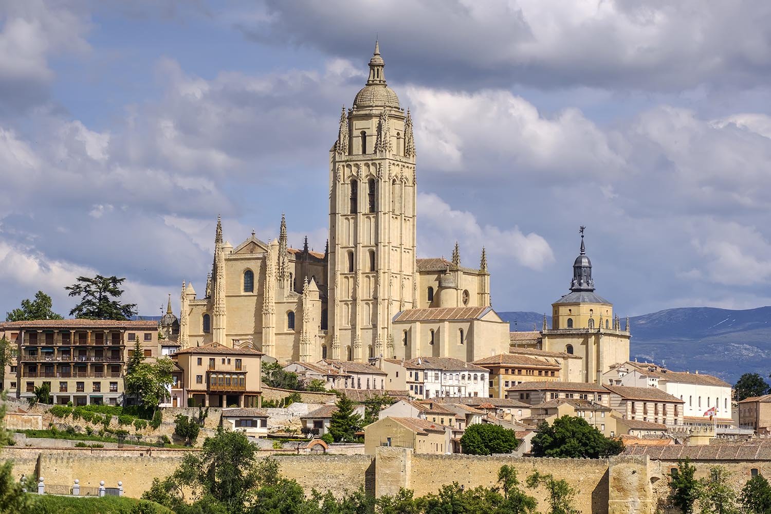 15-1-20180601_Catedral Desde Camino Eresma_KAM9434