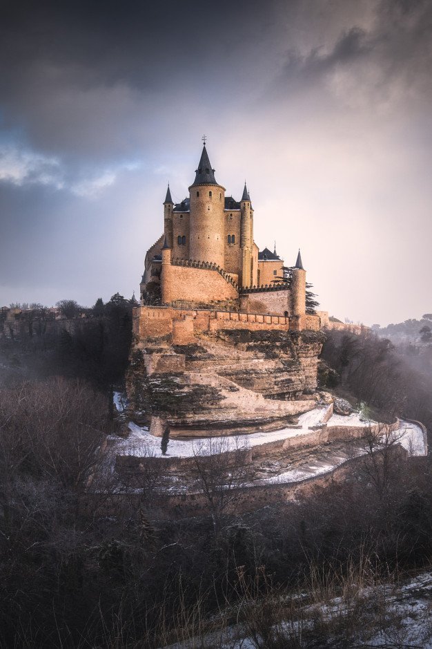 castillo-alcazar-segovia
